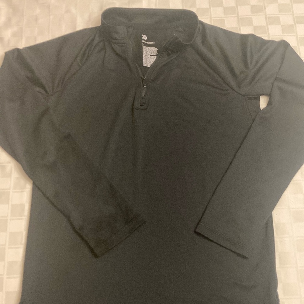 Like new 1/4 zip